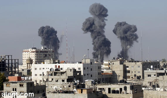 ستة قتلى بينهم عائلة من أب وأم حامل وثلاثة أطفال بغارة إسرائيلية في غزة