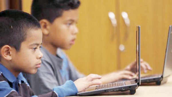«جوجل» تدرس السماح بإنشاء حسابات للأطفال على «يوتيوب» و«جي ميل»