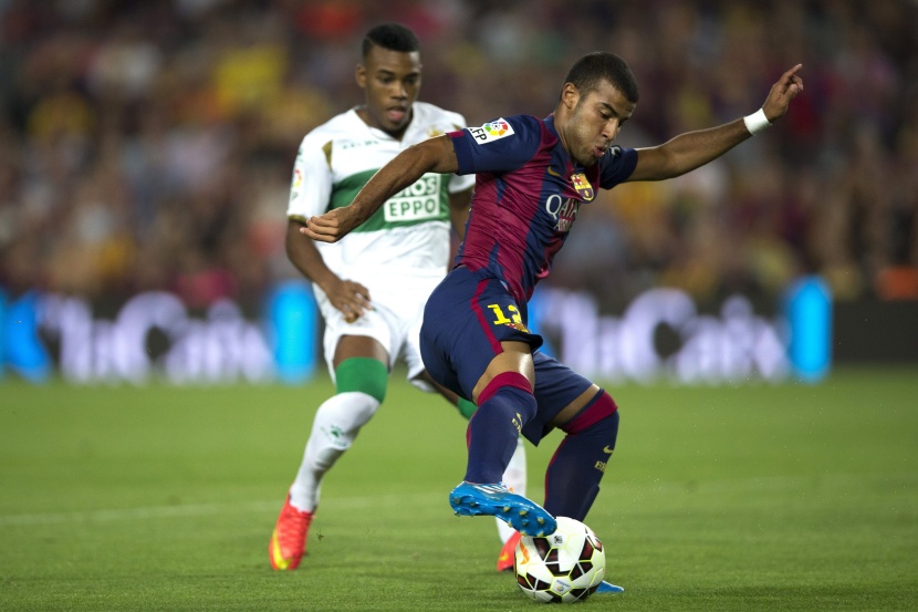 قصة مصورة : ميسي يقود برشلونة لبداية جيدة في الدوري الأسباني