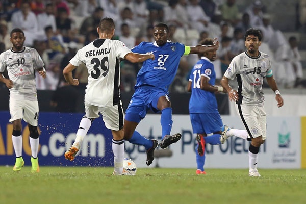 قصة مصورة :  الهلال و العين وجهاً لوجه في نصف النهائي