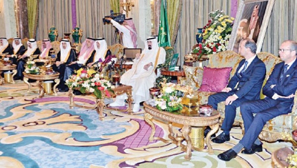 صالح القلاب: الملك دق ناقوس الخطر ولا بد من المواجهة