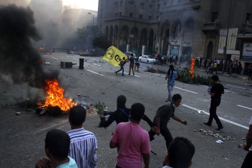 محكمة مصرية تسجن 68 من مؤيدي الإخوان