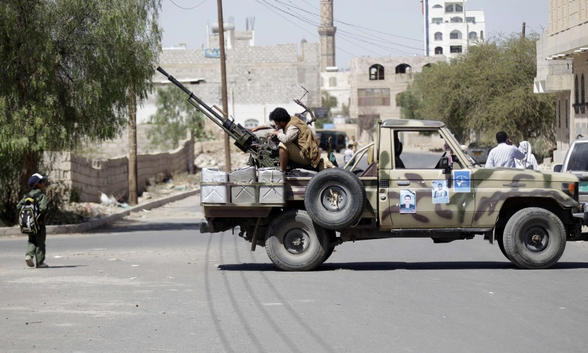 15 قتيلا في هجوم انتحاري استهدف الحوثيين في اليمن