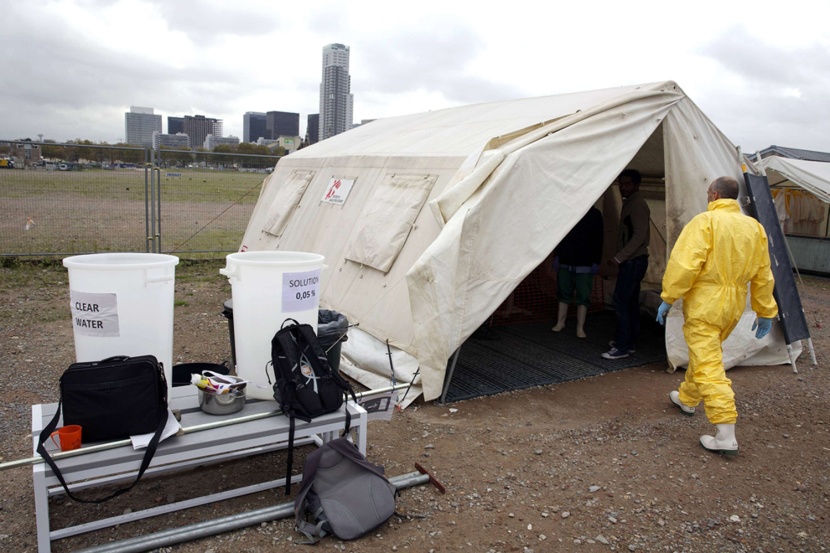 الاتحاد الأوروبي يتبرع بـ25 مليون يورو لصالح ابحاث لقاح لفيروس إيبولا
