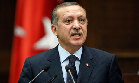 أردوغان: أمريكا أخطأت باسقاط أسلحة جوا على كوباني