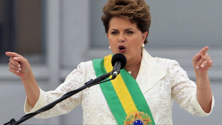 روسيف تتقدم على نيفيس باربع الى ست نقاط عشية الانتخابات في البرازيل