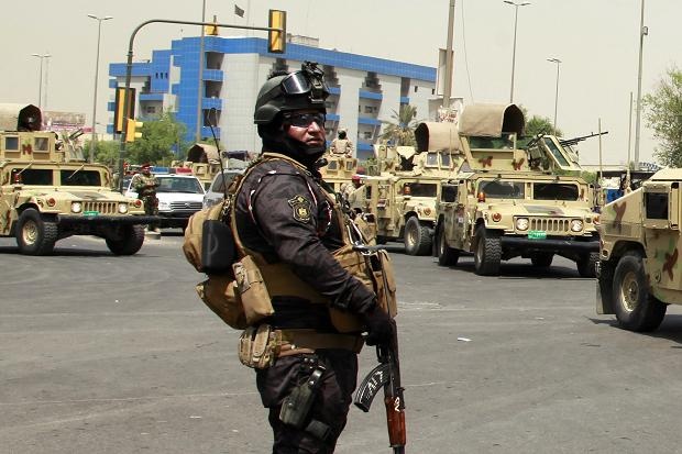 القوات العراقية تبدأ عملية عسكرية واسعة شرق الرمادي