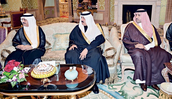 الملك والرئيس العراقي يبحثان التطورات الإقليمية والدولية
