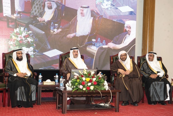 أمير المدينة المنورة يفتتح الملتقى الدولي الأول للعلاقات العامة والإعلام