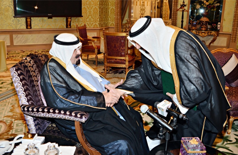 بين يدي الملك.. جلوي بن عبدالعزيز يؤدي القسم أميرا لنجران