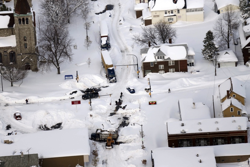 قصة مصورة : تساقط الثلوج على أمريكا