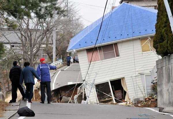 زلزال بقوة 6,8 درجات في شمال اليابان ونحو 60 جريحا