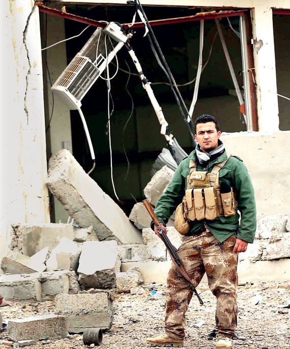 قوات البشمركة تحرر جبل سنجار من حصار «داعش»