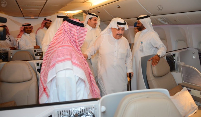 قصة مصورة: تدشين  طائرة "السعودية" الجديدة من طراز بوينج
