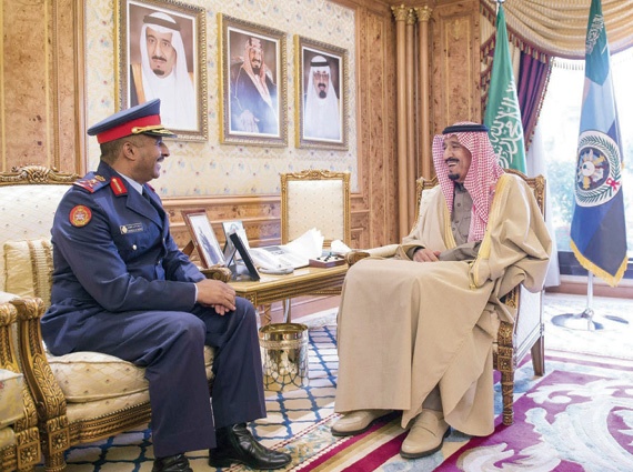 ولي عهد بريطانيا والرئيس الأفغاني يطمئنان على صحة الملك