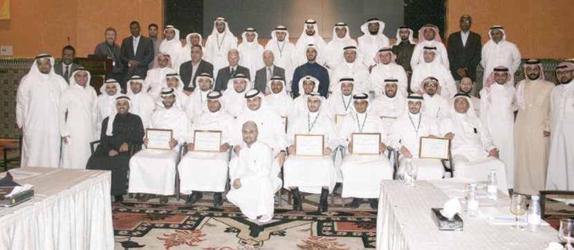 عبد اللطيف جميل تحتفل بقادة المستقبل 
من خريجي الجامعات وبرنامج الابتعاث