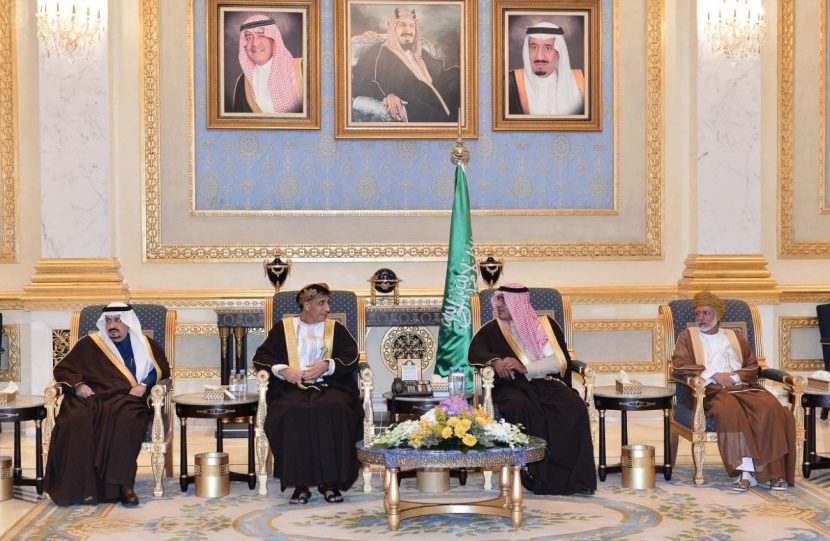 نائب رئيس الوزراء لشؤون مجلس الوزراء في عمان يغادر الرياض