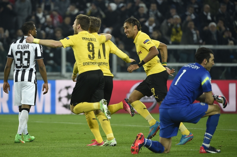 اليوفي وبرشلونة يقطعان نصف الطريق إلى ربع نهائي دوري الأبطال