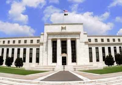 البنك المركزي الأمريكي يؤكد بأن الاقتصاد الأمريكي ينمو بوتيرة معتدلة في شهر فبراير
