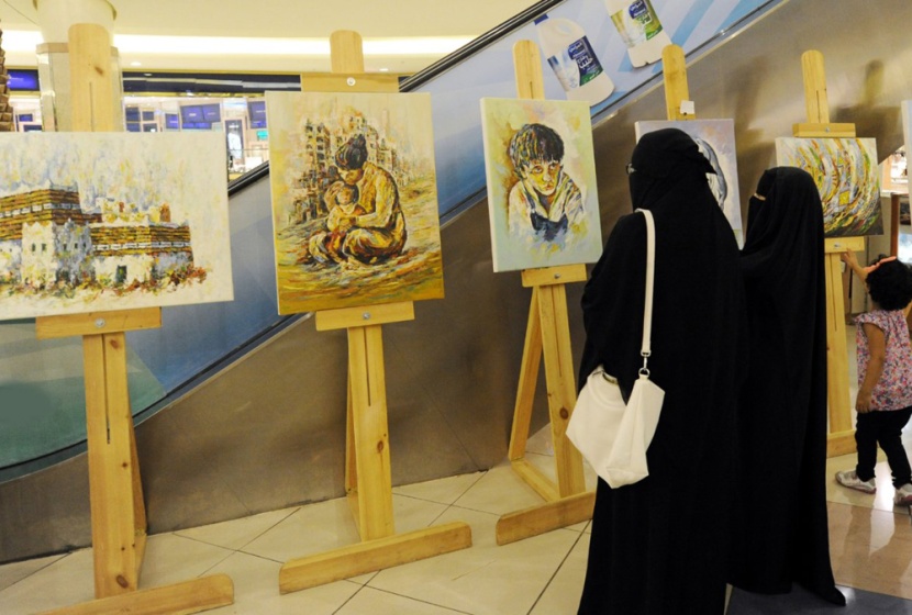 معرض للخط العربي والفن التشكيلي بمركز عسير مول في أبها