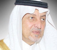 أمير مكة المكرمة يطلع على مشاريع أمانة الطائف