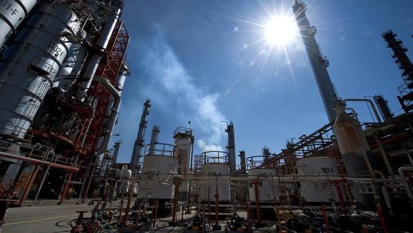 معهد البترول: مخزونات النفط الخام الأمريكية ترتفع 5.2 مليون برميل