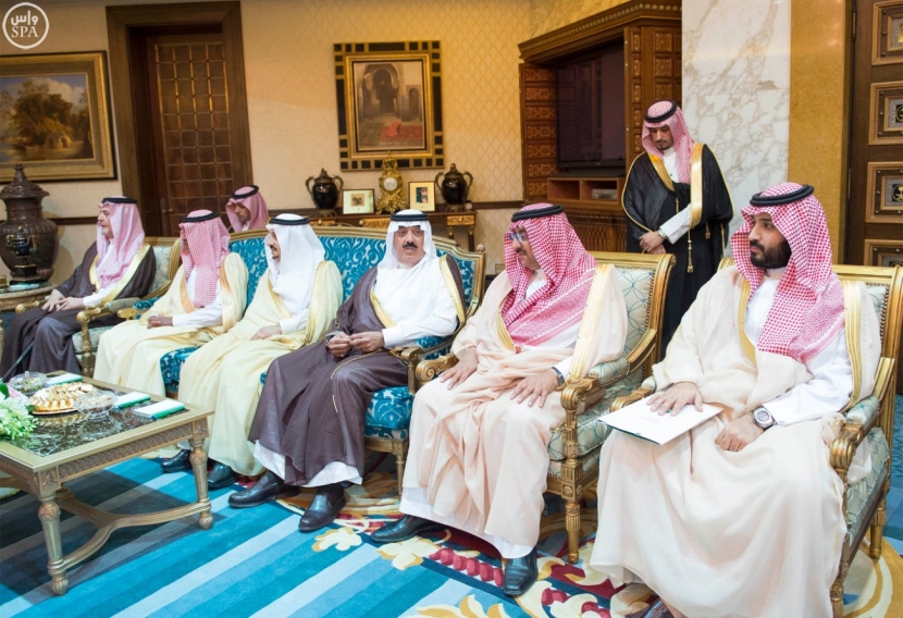 الملك يعقد جلسة مباحثات مع رئيس أذربيجان