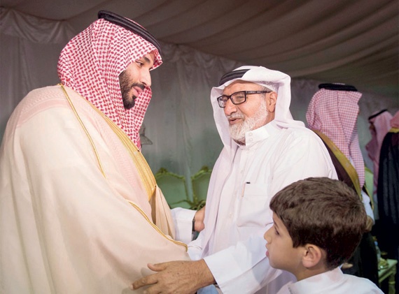ولي ولي العهد ووزير الدفاع يطمئنان على مصابي القوات المسلحة في مستشفى عسير