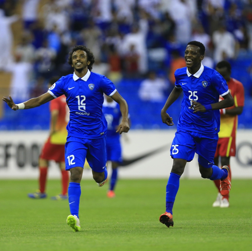 الهلال يذيب فولاذ الإيراني ويرتقي إلى صدارة مجموعته