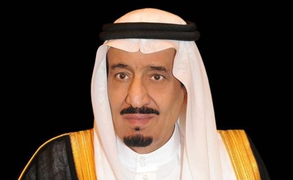 الملك يمنح 180 مواطنا و 20 مقيما ميدالية الاستحقاق لتبرعهم بالدم