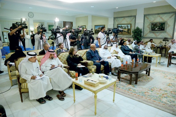 لجنة إغاثة اليمن: تعز وعدن والضالع مناطق منكوبة وندعو العالم للاقتداء بالسعودية