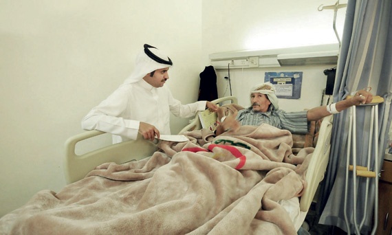 مصابون يمنيون يتعالجون في مستشفى نجران يثمنون وقفة ورعاية الملك سلمان لهم