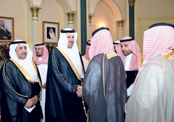 أمير المدينة للمبايعين: ولاؤكم نهج حكيم سارت عليه المملكة منذ تأسيسها