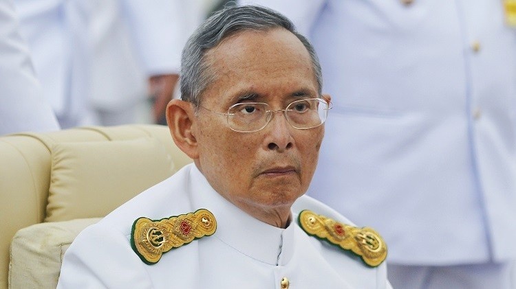 ملك تايلاند يحتفل بمرور 65 عاما على توليه العرش