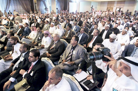 هادي: مؤتمر الرياض محطة استثنائية لبناء دولة اليمن المدنية الاتحادية