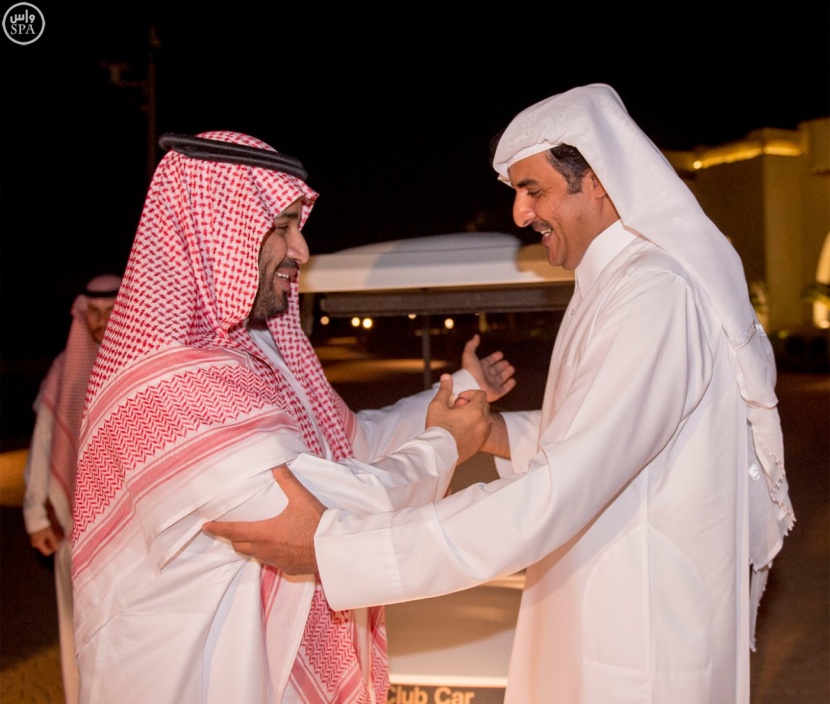 ولي ولي العهد وأمير قطر يبحثان مستجدات الأوضاع في المنطقة والجهود المبذولة تجاهها