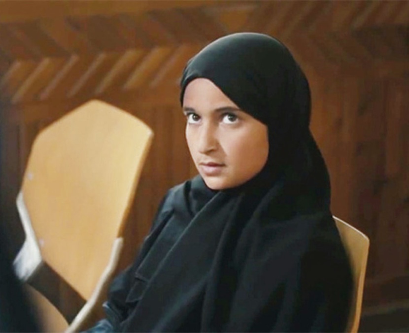 فيلم «أنا نجوم بنت الـ 10 ومطلقة» .. صور سرا وبالكذب على المحكمة