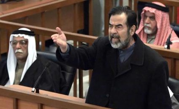 في مثل هذا اليوم .. محاكمة صدام حسين على جرائمه