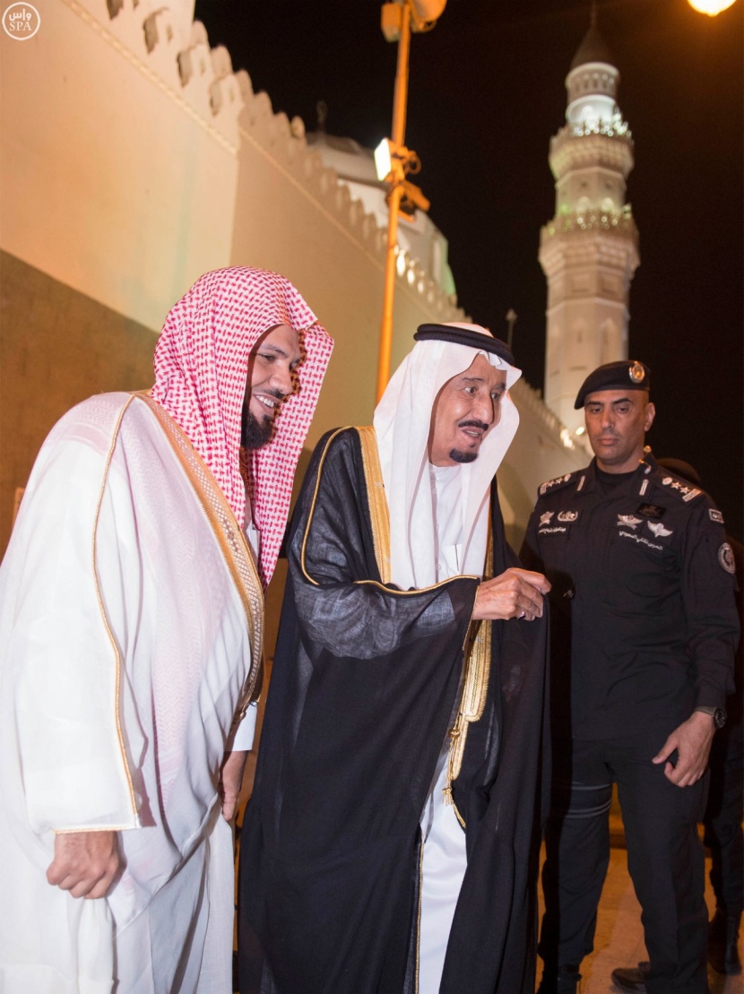 خادم الحرمين الشريفين يزور مسجد قباء