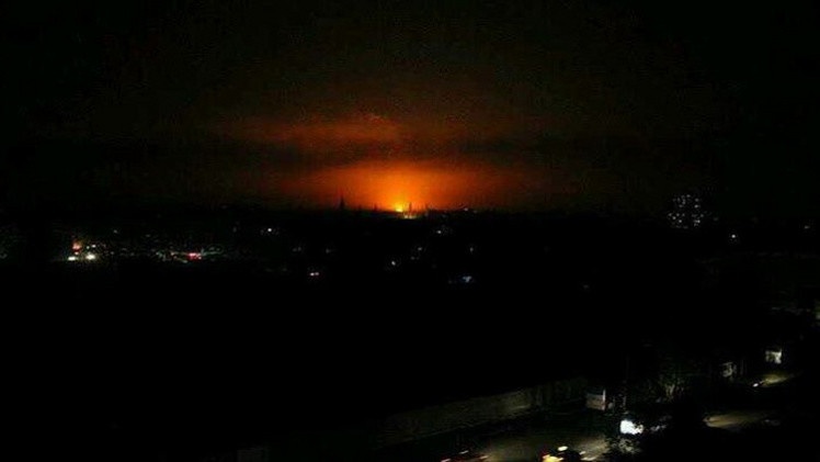 بنغازي تقبع في الظلام بعدما وصلت الاشتباكات إلى محطات الكهرباء
