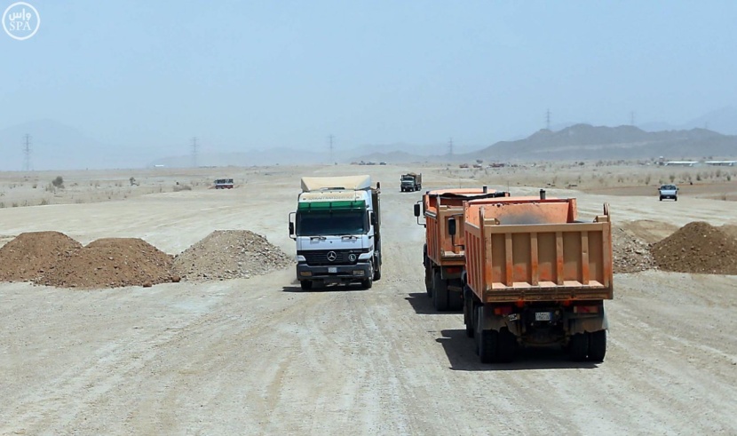ربط مكة وجدة بـ 4 طرق رئيسية وتنفيذ المسار الخامس قبل الحج