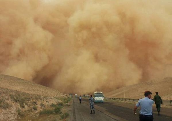 عاصفة رملية تضرب العاصمة الأردنية