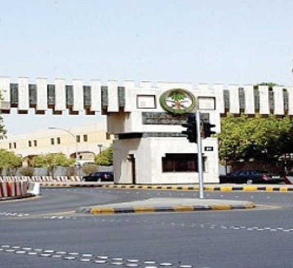 مستشفى التخصصي يمنع تنويم الحالات المرضية غير الحرجة بسبب «كورونا»