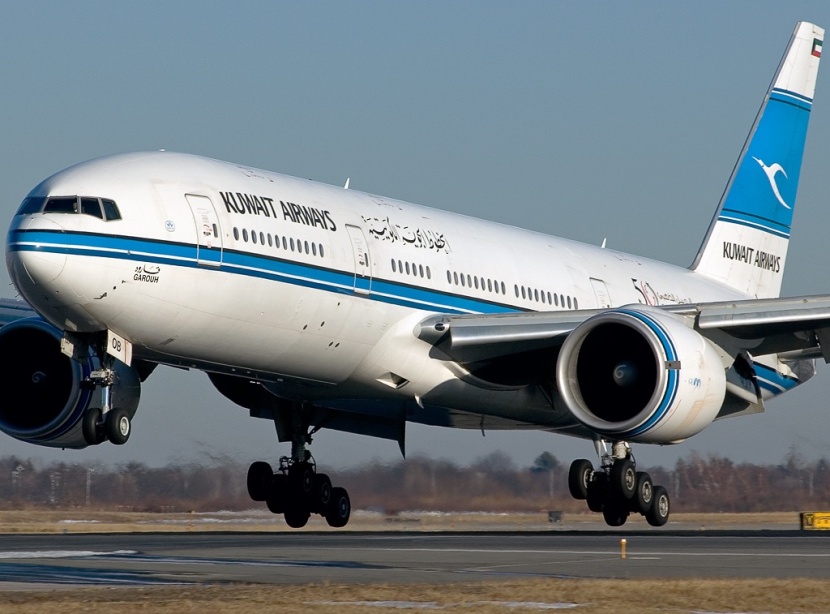 عودة طائرة كويتية إلى المطار بعد اصطدامها بطائر على ارتفاع 12 ألف قدم