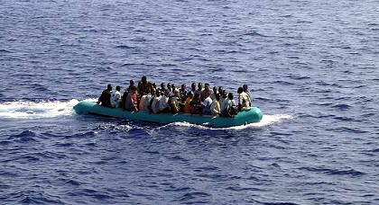أكثر من 300 ألف مهاجر حاولوا عبور البحر المتوسط الى أوروبا هذا العام