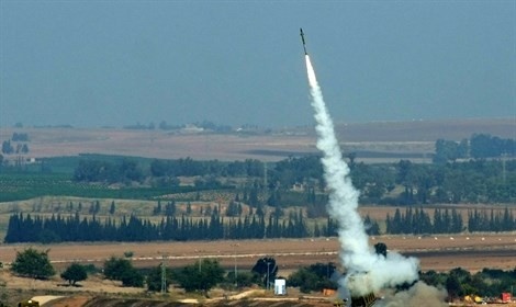 إطلاق صاروخين من قطاع غزة باتجاه إسرائيل وسقوطهما داخل القطاع