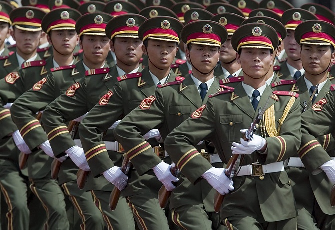 الصين ستخفض جيشها بمقدار 300 ألف جندي