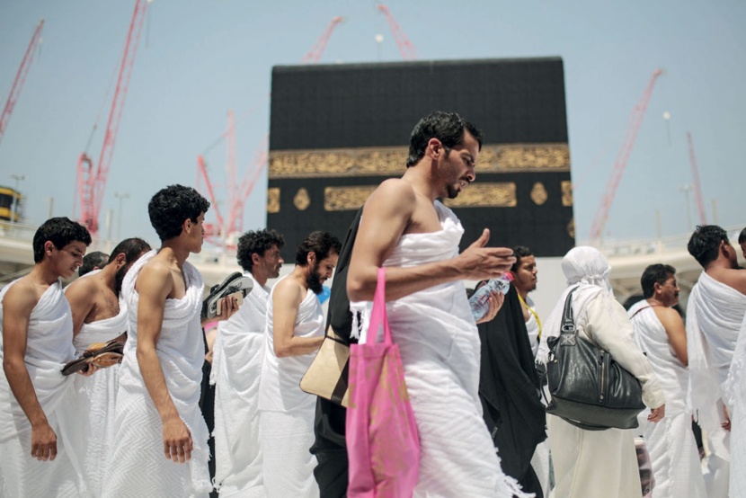 السعودية في عيدها الوطني يزينها الإحرام كما زينها البيرق الأخضر