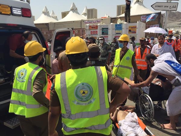 الدفاع المدني: ارتفاع عدد الإصابات في منى إلى 863 إصابة والوفيات إلى 717