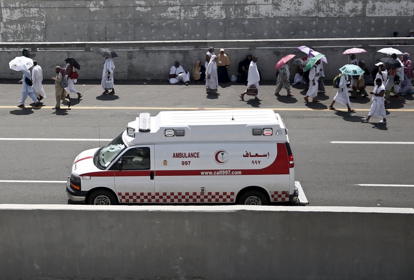 الدفاع المدني: ارتفاع عدد الإصابات في منى إلى 863 إصابة والوفيات إلى 717